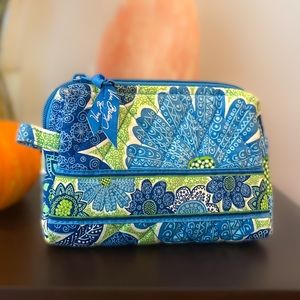 Vera Bradley Small Floral Travel Bag 🌸